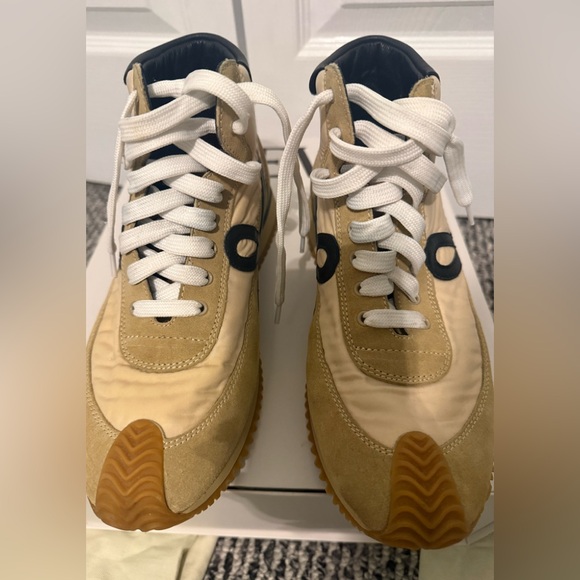 Loewe Beige, White & Black Retro Runner Sneakers High Top size 38 full set - Picture 10 of 10